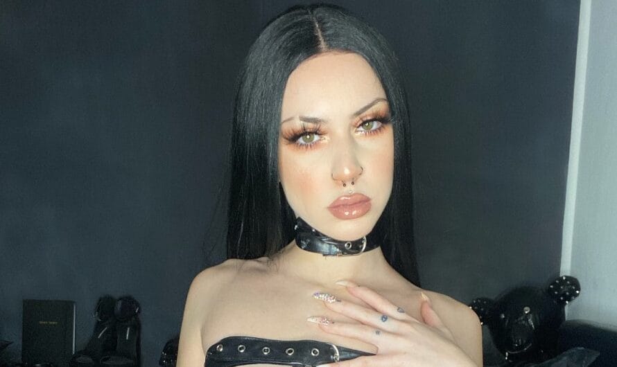 Model of the Day: Haуleу Brooke