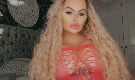 Mistress Laura featured image