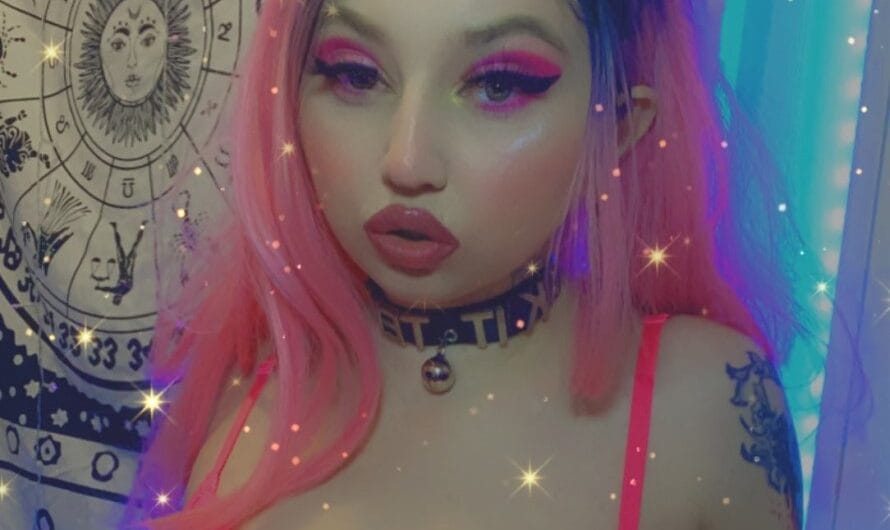 Kitty Looking Pretty in Pink
