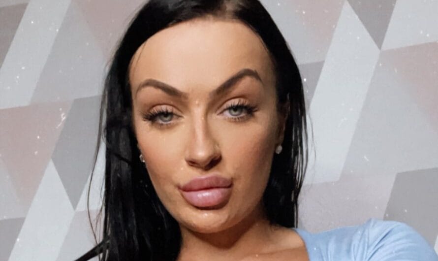 Sophia Snow Likes to Swallow and Make It Rain