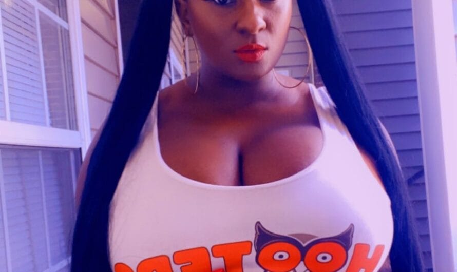 Busty Badass Londynn Vega