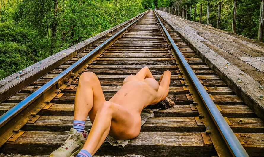 Why jenna_jordanbw Is the Hottest Hotwife MILF on the Internet Right Now (And How She’ll Make You Cum So Hard It Hurts)